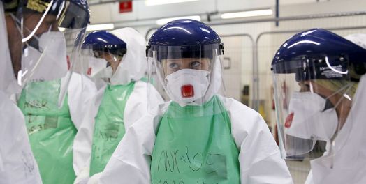 Oramos por todos los doctores, enfermeros y enfermeras, y trabajadores de emergencias (Oración)